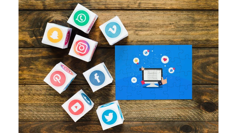 Social Media Stuff Embedtree